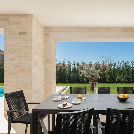 Villa Harmony By Ilc Brtonigla Exteriör bild